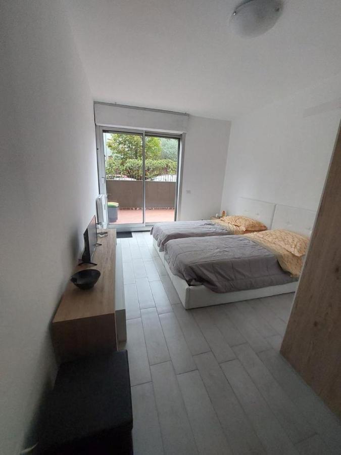 Einaudi Apartment Cologno Monzese Bagian luar foto