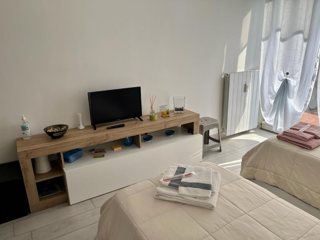 Einaudi Apartment Cologno Monzese Bagian luar foto