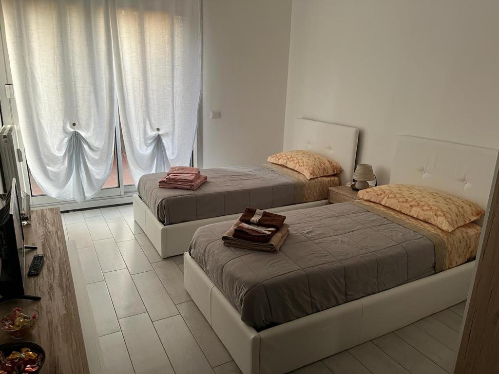 Einaudi Apartment Cologno Monzese Bagian luar foto